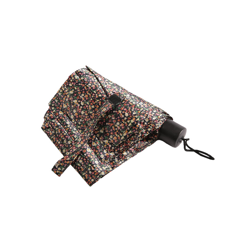 Daily Scalable Polyetser con ombrello triplo rivestito in argento-0E6B0523